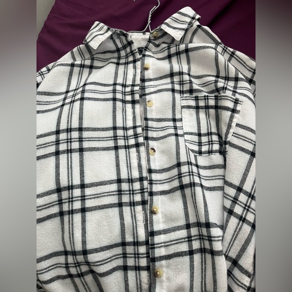 2 set plaid button up cardigan red and white comes with both - Picture 2 of 5